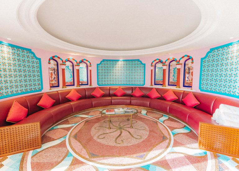 Burj Al Arab – The Most Luxurious Hotel in The World